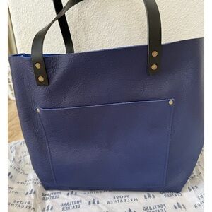 Portland Leather Goods PLG Large Classic Tote in Indigo BNNU